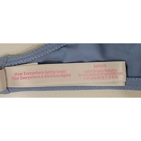 Victoria's Secret Bra - Picture 4 of 5